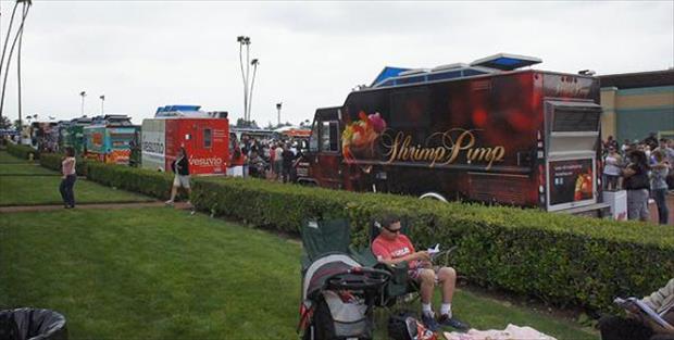 funny food trucks (8)