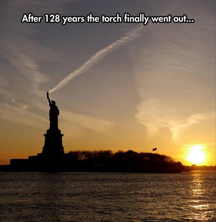 statue of liberty torch went out