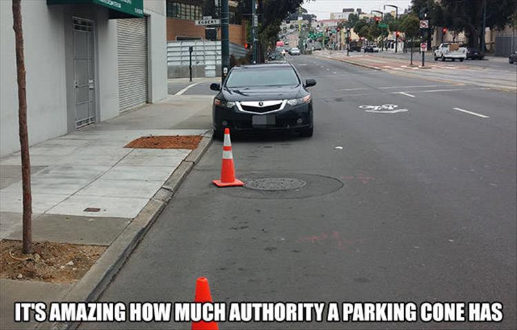 b-funny-parking-cones