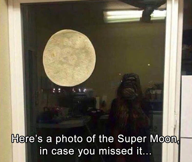 a-super-moon-funny