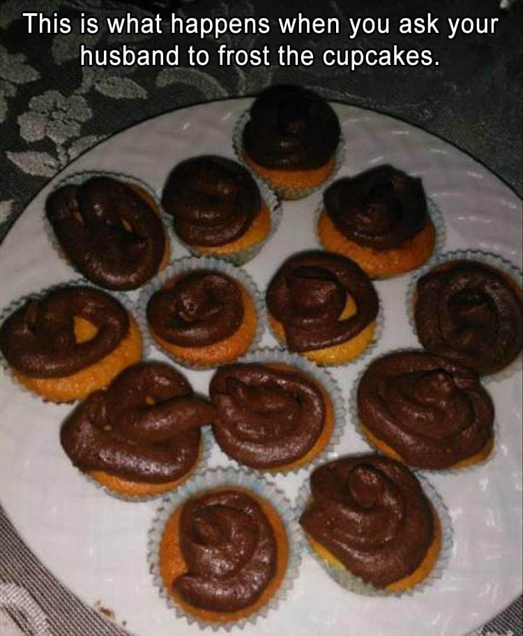 this-is-what-happens-when-you-ask-your-husband-to-frost-the-cupcakes