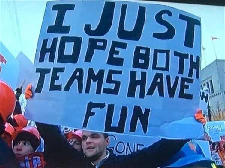 20 Of The Funniest Sports Signs You'll See All Day