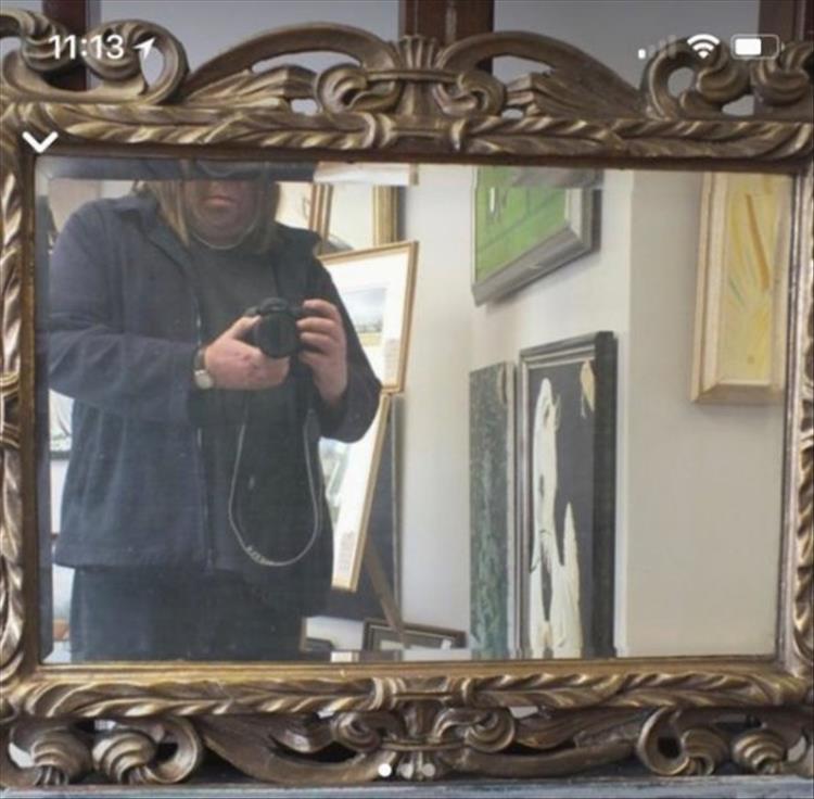 Taking A Photo To Sell Your Mirror, The Struggle Is Real 18 Pics